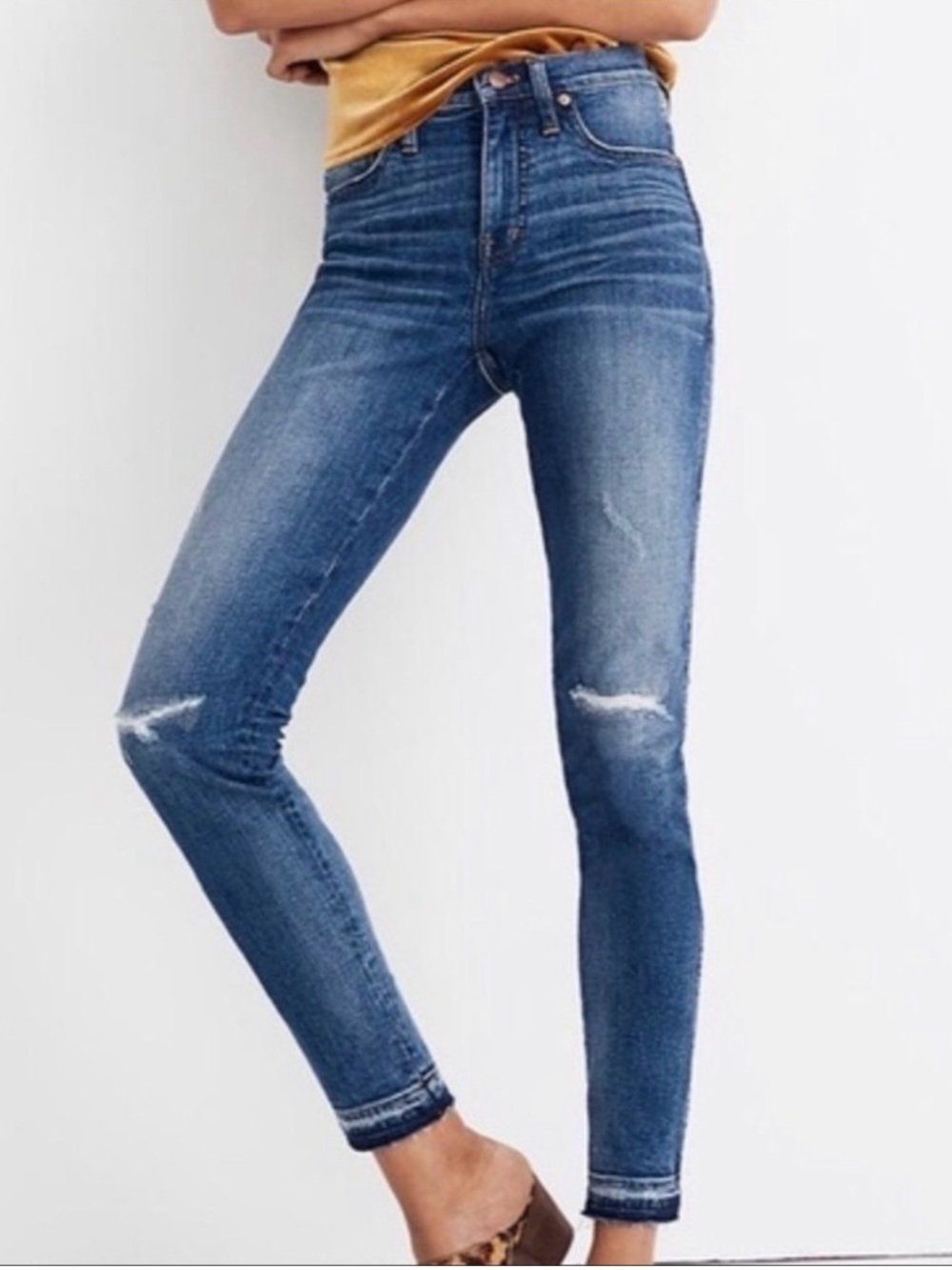 Madewell High-Riser Distressed Skinny Jeans in Medium Blue Wash